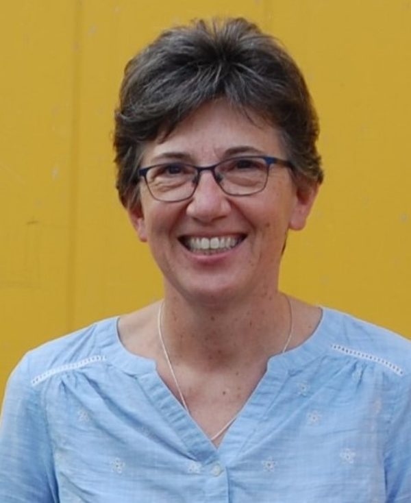 Erika2021 1 600x0 C Default